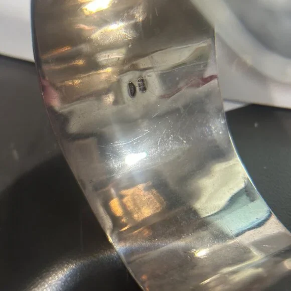 Vintage Sterling Silver Cuff Bracelet with Large Black Stone - Picture 3 of 3